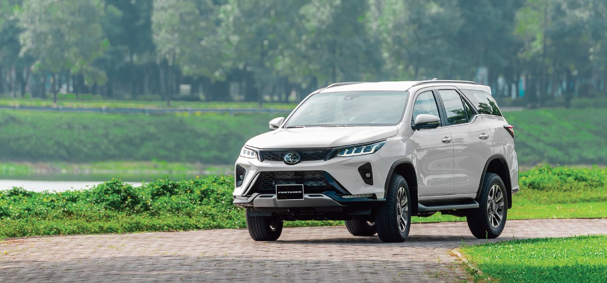 ngoại thất toyota fortuner