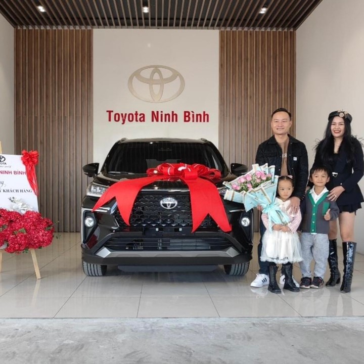 giao xe tại toyota ninh bình