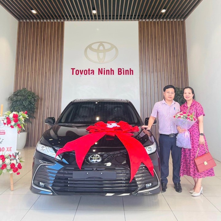 giao xe tại toyota ninh bình